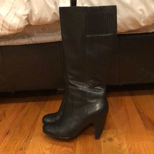 Sofft tall elastic riding boot